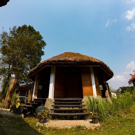Bolaven Garden Bungalow And Tent - Tad Lo Ban Kiangtat Exterior foto